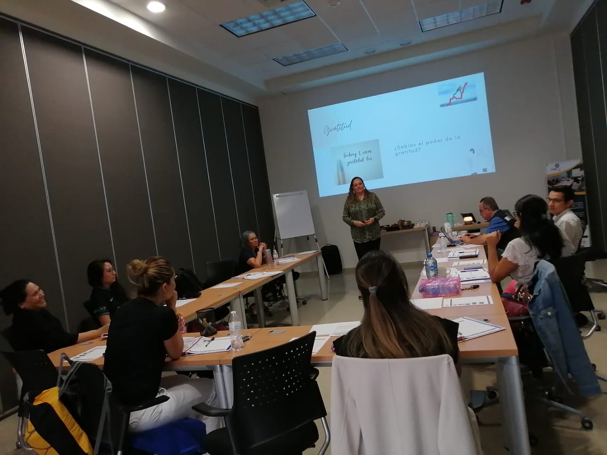 CENTROPYME's tweet image. Cerrando el Seminario Mindfulness y Desarrollo de Gestión Emocional, con un Concierto de Cuencos Tibetanos. 
¡PROXIMAMENTE SU SEGUNDA EDICIÓN!
@CANACINTRA_SLP @CLSLP_AC @dukke_cons