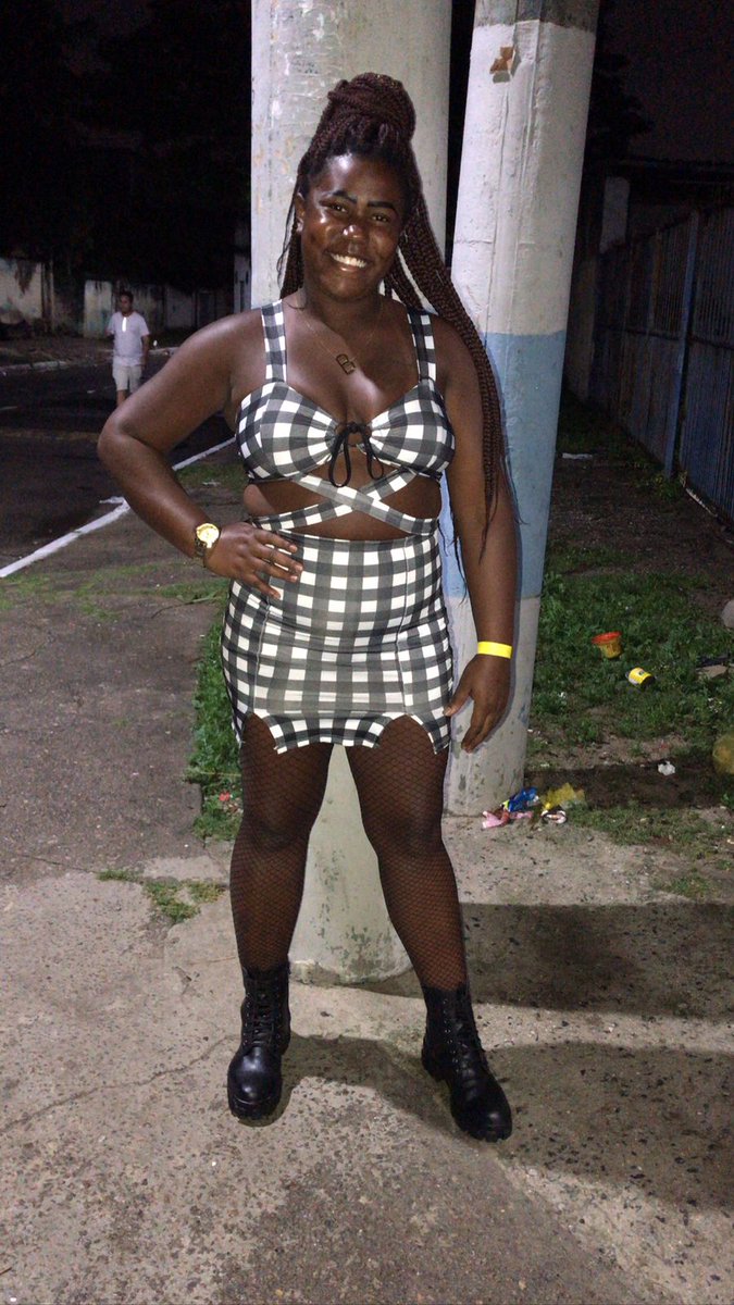 Bruna64622726's tweet photo. Arraia das mina https://t.co/vEiD8JVXNa