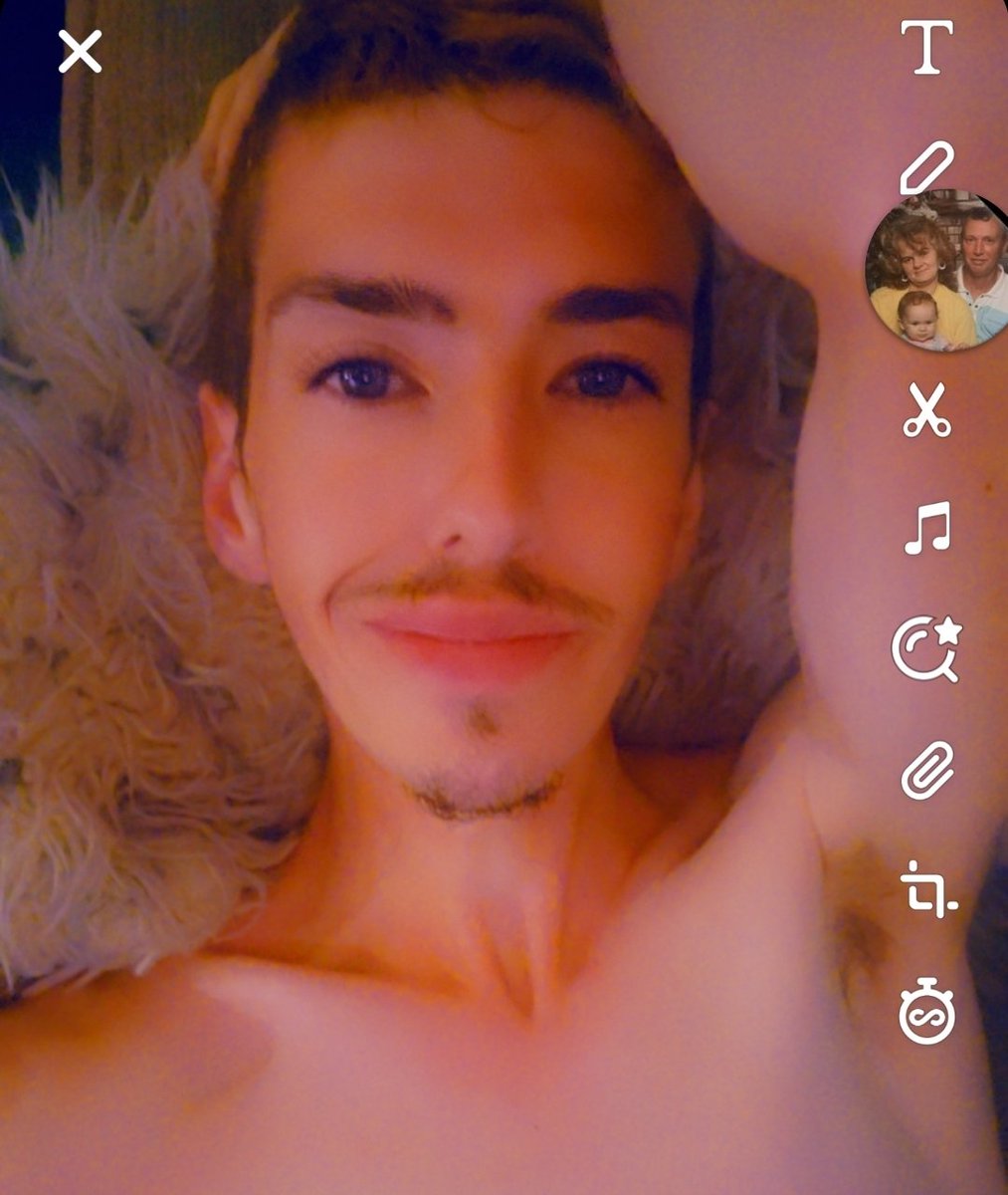 davidstheboss's tweet photo. You ever get home ...
And just wanna take it all off and relax with a nice vibe 

Yeaaa I dooo 
#Relaxation #myself #vibes https://t.co/4B8DOIdj5R