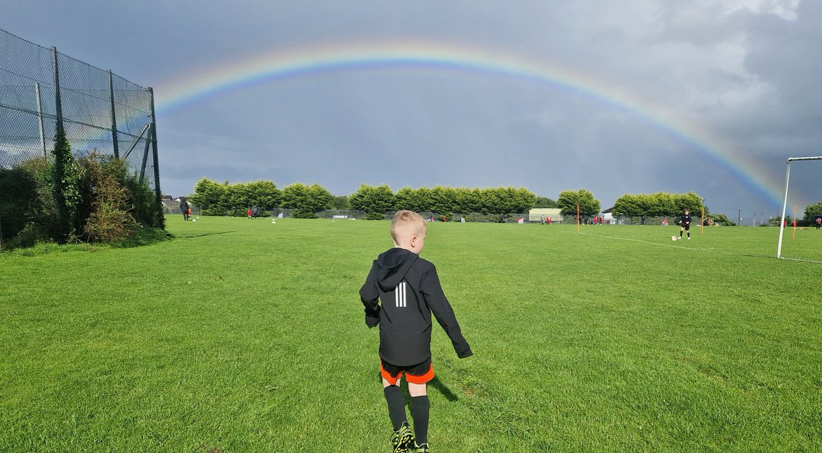 tmcd31's tweet photo. First training session of the new season for the wee man. ⚽️👌🏼 @larneyouthfc @larnefc https://t.co/PsGyiwdLlG