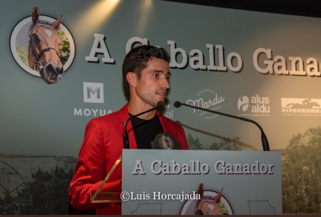 RicardoSousaFe's tweet photo. Spectacular last weekend in Donosti🙌
Proud and grateful to receive again the award A Caballo Ganador-Jockey of the year @AYurritaIriarte @NarruRest
And New victory @diariovasco at @HipodromoSnSn 
🥇Something

6️⃣2️⃣ in 2023🏆
@Eelitequestrian
#nuncaterindas 
📸 @LuisHorcajada66 https://t.co/405DqDYBHo