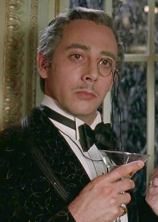 Og hvernig sérðu líf þitt fyrir þér eftir 10 ár?
- Eins og Paul Reubens í Batman Returns... mínus mörgæsarbarnið í búrinu