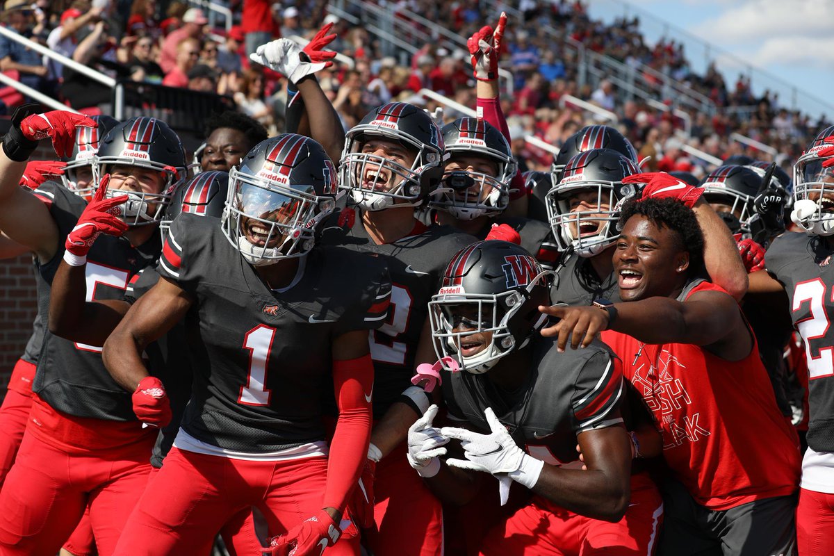 ErikBedock's tweet photo. After a great conversation I am blessed to receive an offer from Indiana Wesleyan University. Thank you to all coaches for this opportunity. @Coach_Rode @CoachBacchusIWU @Coach__AT @CoachJones55 @Coach_Crisp @travispalmer7_ @CoachLauckIWU @IndianaPreps @IndyWeOutHere https://t.co/IR0fIMeUsZ
