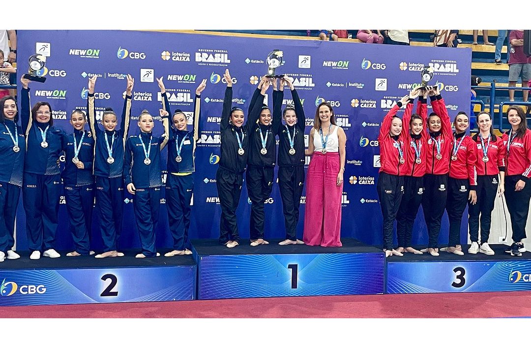 PrefsdeToledo's tweet photo. 🤩 É só orgulho! Os atletas de Toledo conseguiram grandes conquistas de nível nacional nestes último dias, confira: https://t.co/ZvNm108mpl