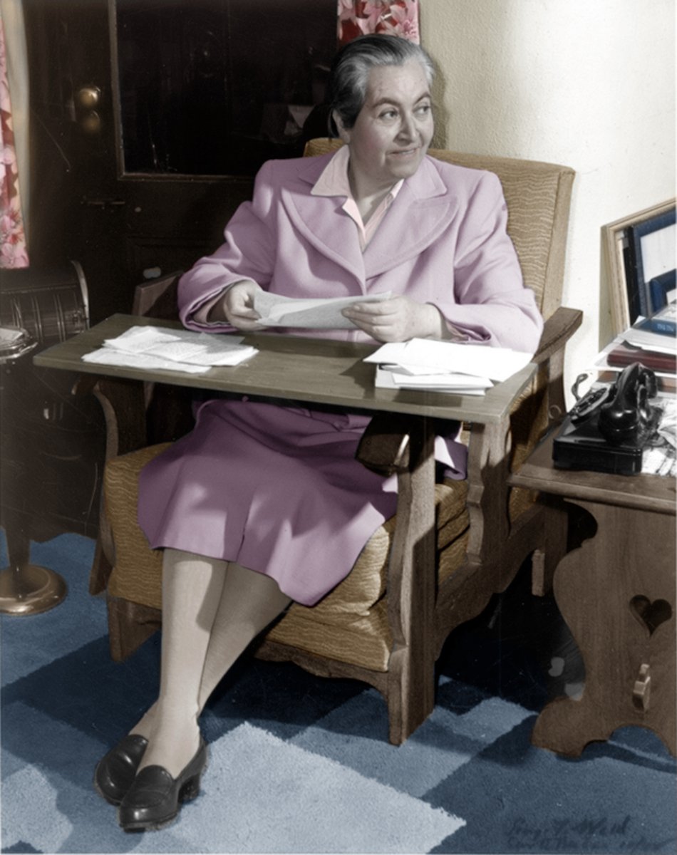 Gabriela Mistral tweet media