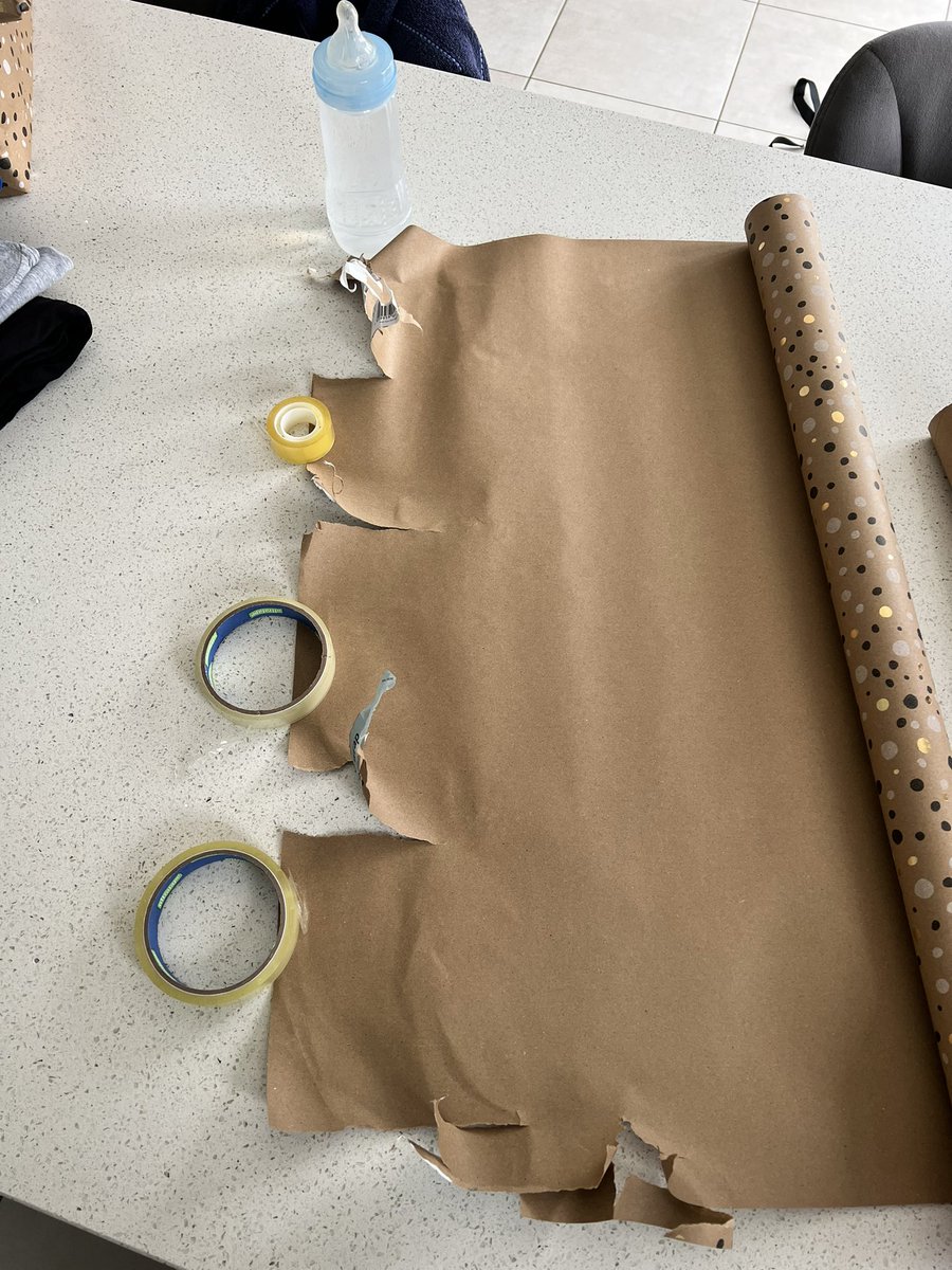 _charleyrowe's tweet photo. @sainsburys what in the gods name of absolute waste of money is this 🙄 removes plastic wrapping but replaces with sticky tape that rips the edge of the paper to get it off 🤦🏽‍♀️ https://t.co/pg8waZ51EH