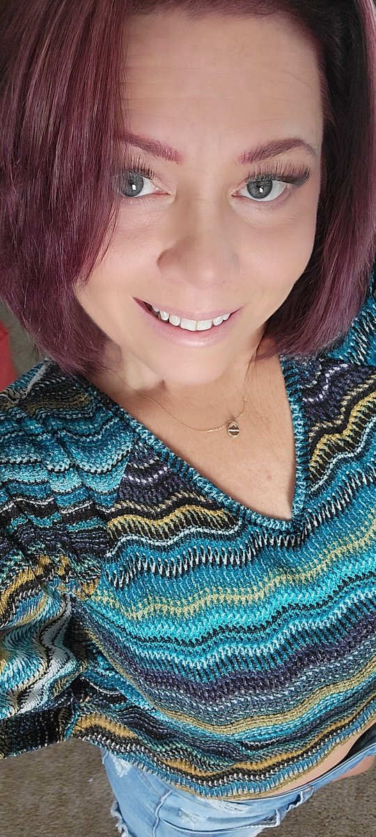 ThatsMzSassy's tweet photo. Id say 50 looks pretty good on me. 🥰🥰🥰
$Sassifaction
#SpoilMe #BirthdayGirl #BackToRed https://t.co/dblSemuHFp