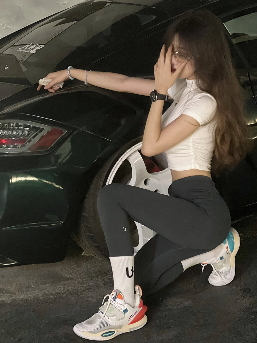 jtrx2002's tweet photo. 我们留言想对jessica做的事情好吗 😚🥺 私聊可以意淫 🥵 https://t.co/M2gScjEULE