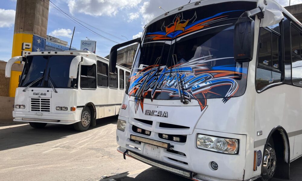 #Regionales 🇻🇪 PNB tránsito sanciona a conductores por «Piques» en la Autopista - Radio Miraflores radiomiraflores.net.ve/pnb-transito-s…

#MaduroTieneUnBeta #31Jul