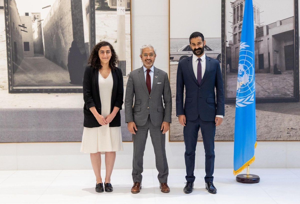 As part of the Arab Group’s commitment to collaboration and knowledge exchange between current members of the UN Security Council and those preparing for their term, Suma AlAlaiwat and Hazem Almarzooqi from @BahrainMsnNY joined our mission and collaborated with the #UAExUNSC team