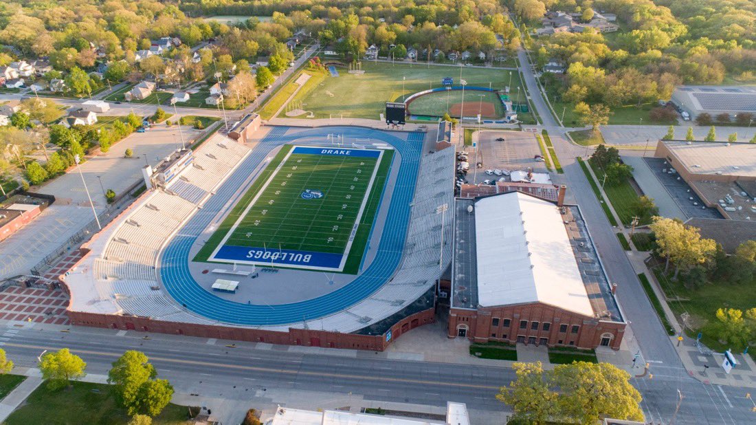 Had a great call with Coach Stepsis last week and I am excited to have an offer to play D1 football at Drake University! Go Bulldogs!  <a href="/tstepsis/">Todd Stepsis</a> <a href="/JeromeGray/">Jerome Gray</a> <a href="/DrakeBulldogsFB/">Drake Football</a> <a href="/dcgfootball/">DCG FOOTBALL</a>
