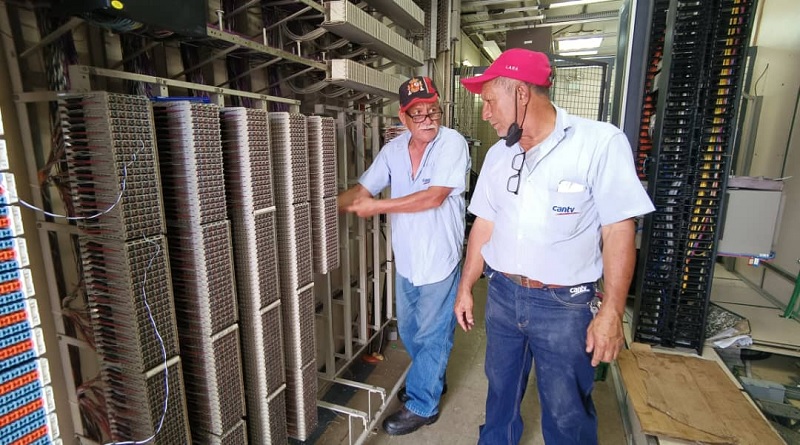 Cantv mantiene despliegue nacional para atender a familias venezolanas

#MaduroTieneUnBeta

vtv.gob.ve/cantv-mantiene…