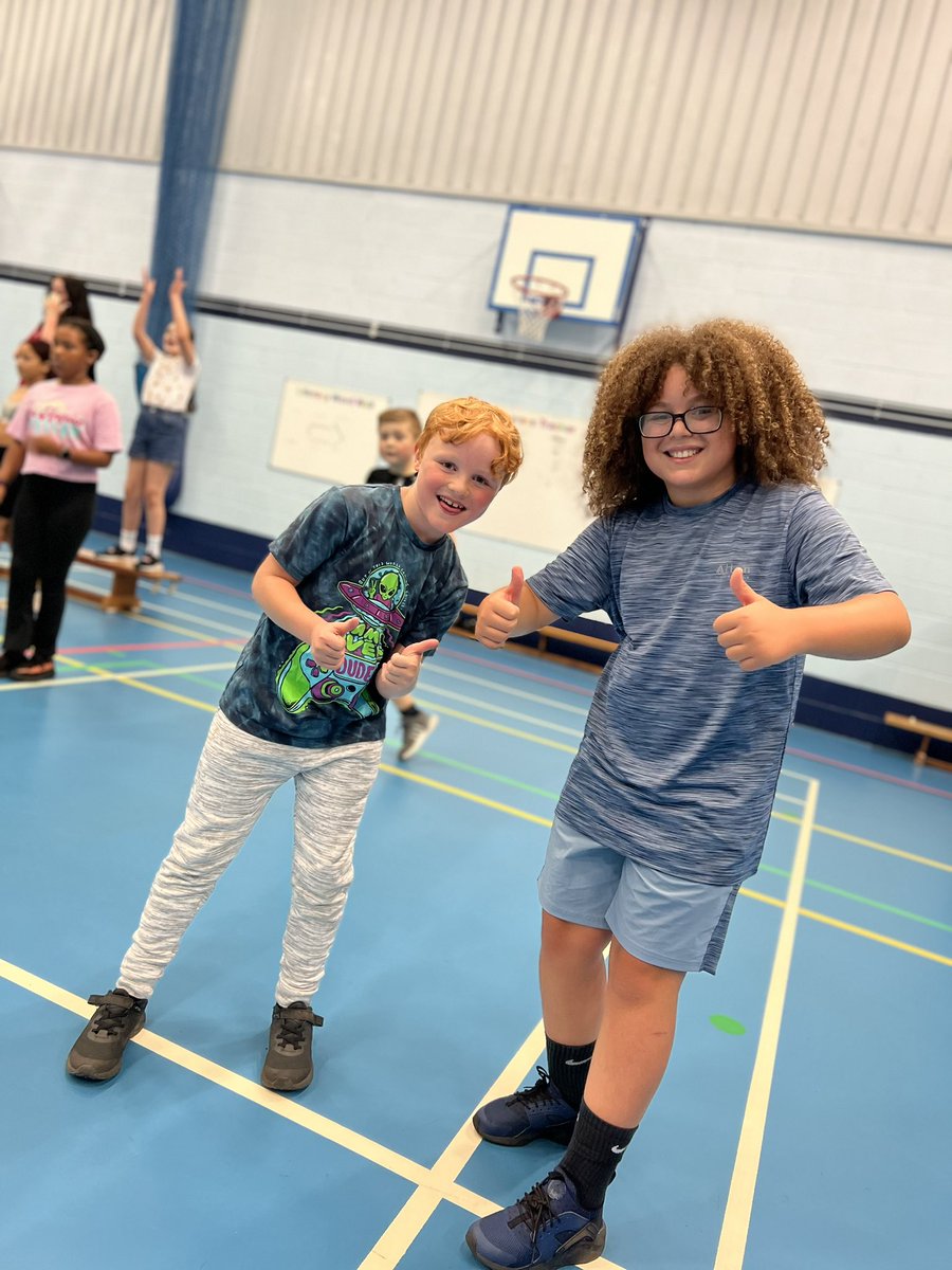 ActveCommunties's tweet image. Week 2 day 1! 

WOW! It was an eventful day to say the least! Take a peek at what we got up to around the city from our main sites to playstreets! 

Curious Critters
CircusHouse
NorthernRolling

@ForHousing
@CadisheadRhinos 

#HAF2023
#SalfordSummerOfFun