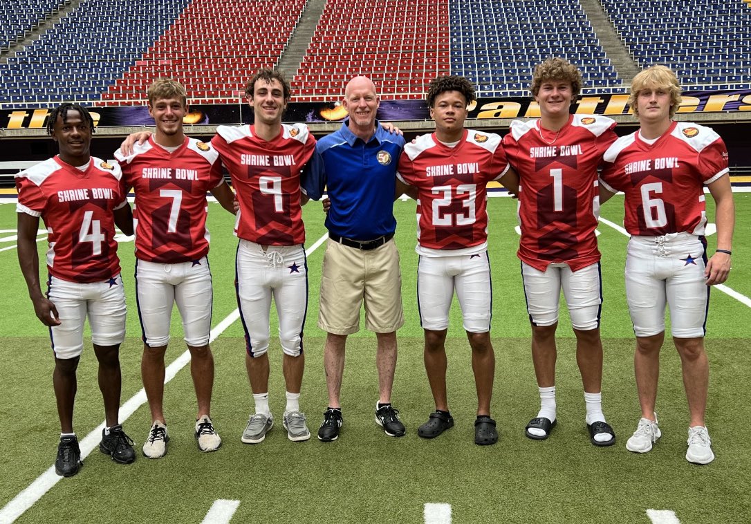 Next on our speaker list is Coach Donnie Sears from Sidney!  <a href="/coachsearsfbtf/">Donnie Sears</a> is a humble guy with a wealth of experience in both football &amp; track, and we’re glad to have him speak at this year’s clinic!