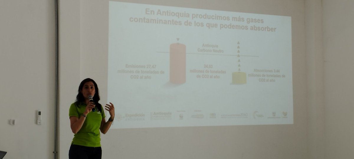ACOGANAR's tweet photo. #ACOGANAR apoyando la #expediciónantioquia2023 en el foro "Recuperación y apropiación de los ecosistemas de ciénagas
Acciones de sostenibilidad para la biodiversidad y la acción climática" en Puerto Berrio (Antioquía).
#YoSoyAcoganar
#GanaderiaRegenerativa
#CrisisClimatica https://t.co/mv3PQDlvkY