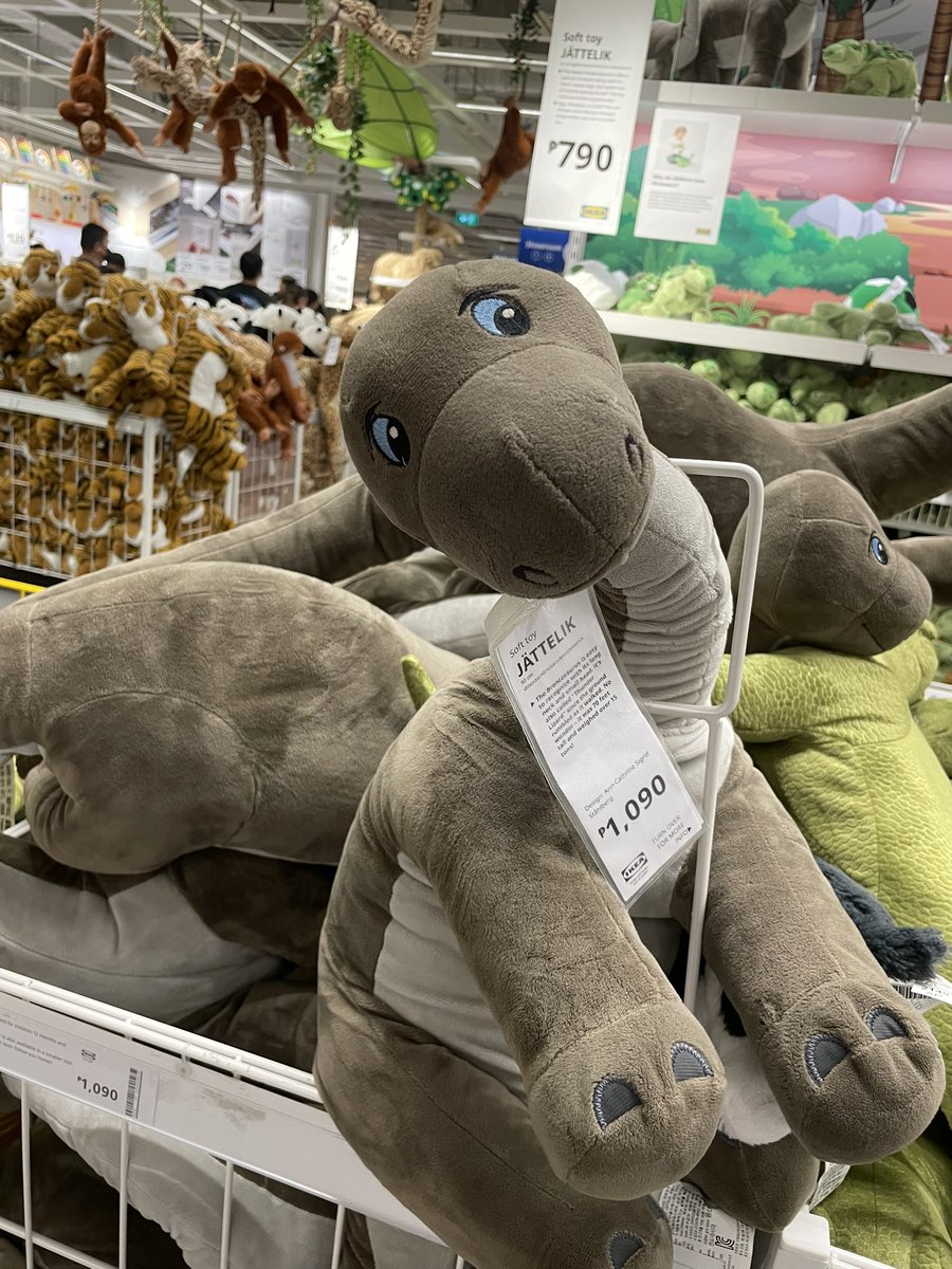 just_justinemae's tweet photo. Ikea shenanigans. https://t.co/Rw3iwrsqM3