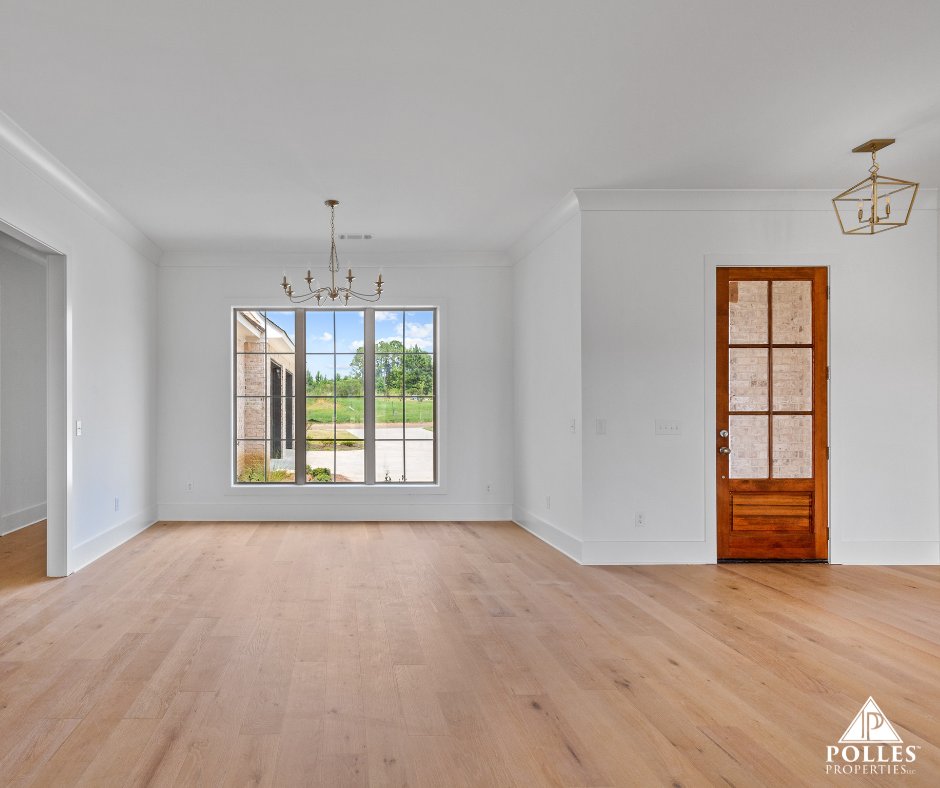 Polles_Prop's tweet photo. Three bedroom and three full bath two story waterfront home! This home includes a double boat slip! Stop by today 113 Harbor View Dr, Madison, MS! #pollesproperties https://t.co/HmRcThrDg3 https://t.co/E4sGmPfQj2