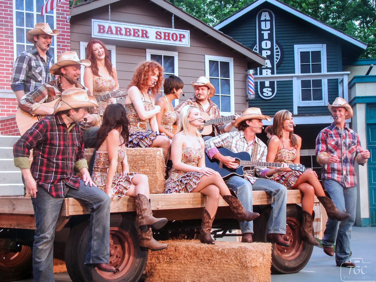 TGC Photos Branson tweet media