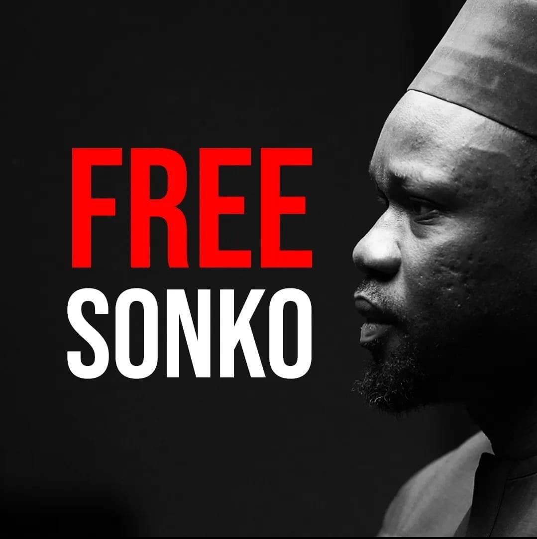 amir_nourdine's tweet photo. 🔴🟢Sénégal🇸🇳/Ousmane Sonko placé sous mandat de dépôt. Un autre leader d'opinion vient d'être emprisonné par @Macky_Sall. Et comme toujours, la Cedeao et l'UA restent muettes. #FreeSenegal https://t.co/fhH55zTJai