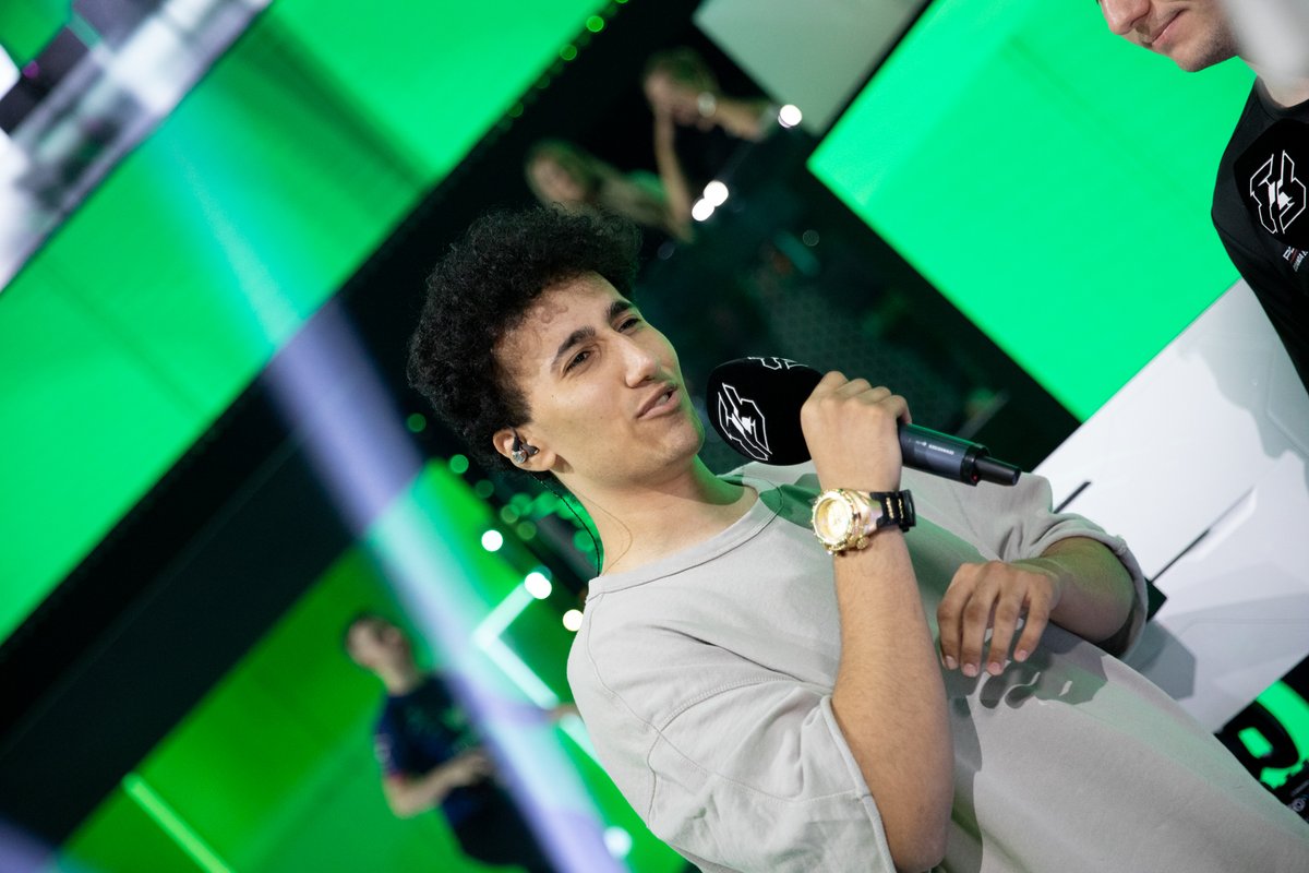 ShawlyRacing's tweet photo. What a week! I really needed it and I really enjoyed it, best week of my life 😄

I wish we had more time (and confidence) to talk and geek out over racing and other stuff, but we were all too busy.

Maybe next time when ESL R1 comes to Riyadh again ? 😁

#eslr1 #rennsport https://t.co/usuNseCji3