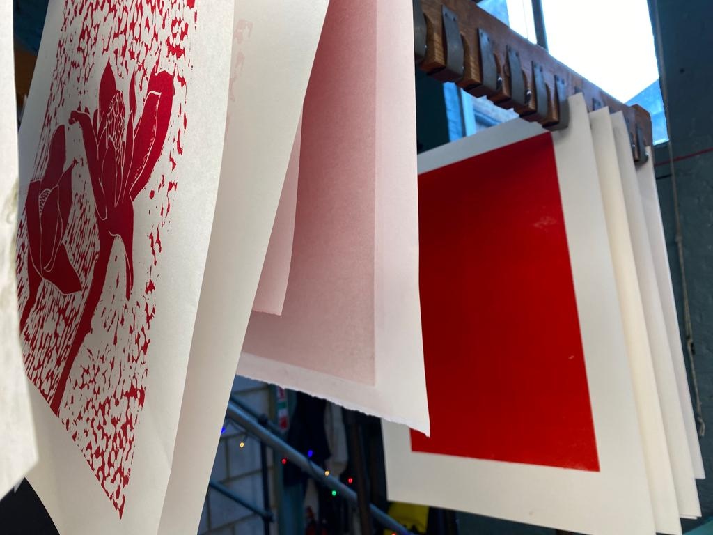 hausprintstudio's tweet photo. Woodcut Taster will cover ways of cutting the wood, staying safe with the tools, and take you through inking and printing. You will make expressive, immediate images.

Saturday 14 Oct 10am- 1pm

#woodcut #relief #print #printmaking #contemporaryart #contemporaryprintmaking #art https://t.co/Q33ZNMpYZA