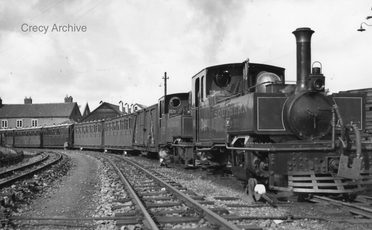 CrecyRail's tweet photo. An undated post grouping view of a double headed train at Pilton yard on the Lynton &amp; Barnstaple line. This was where L&amp;B locos and stock were maintained. The engines are 2-6-2Ts Nos 759 Yeo and 761 Taw. https://t.co/VazAMWPnu3