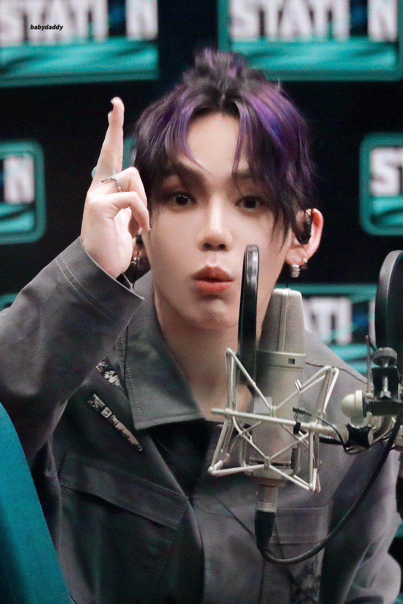 230731 𝐒𝐭𝐚𝐭𝐢𝐨𝐧𝐳 𝟖𝟗.𝟏

#최현석 #CHOIHYUNSUK #ヒョンソク
#트레저 #TREASURE