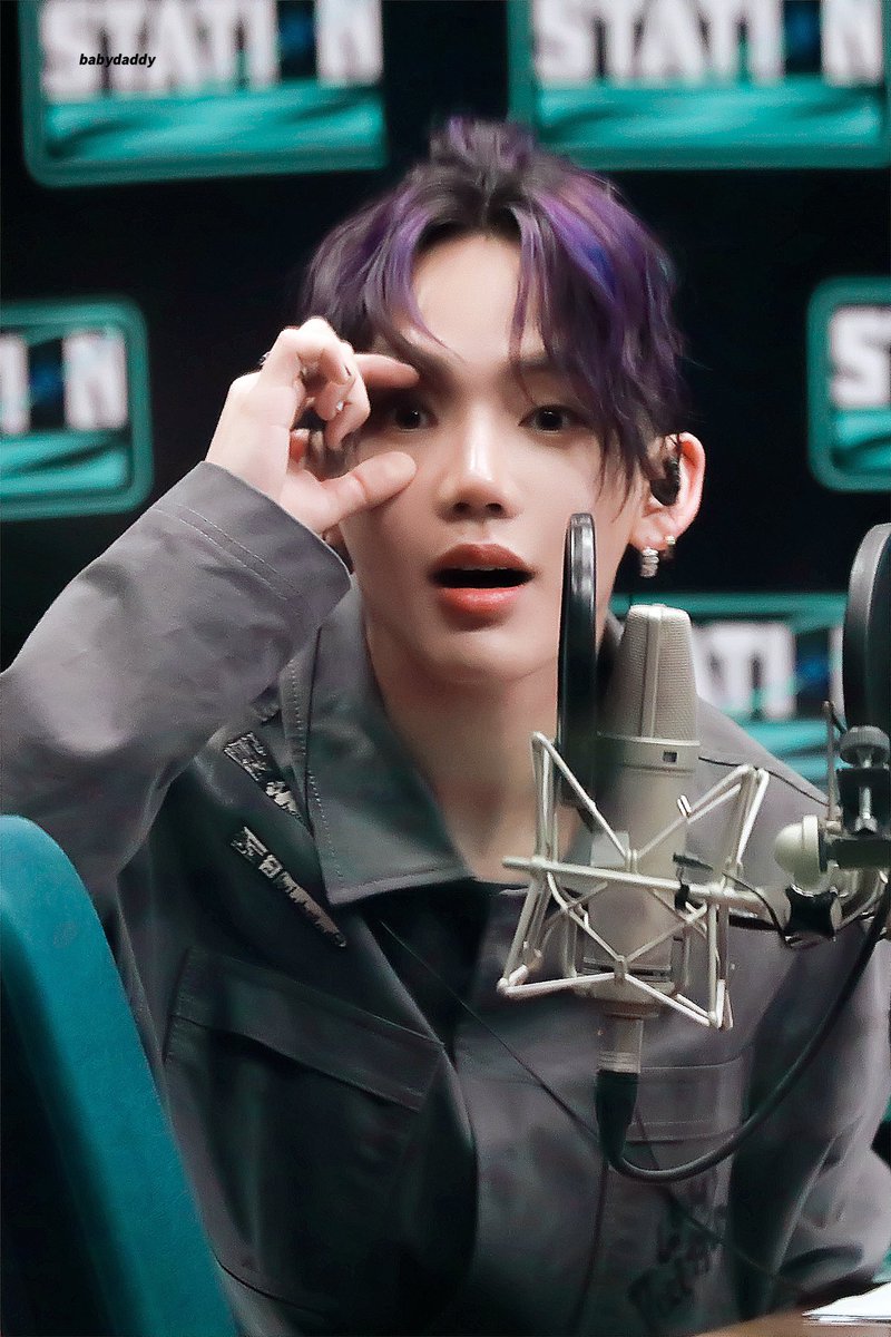 Babydaddy0421's tweet photo. 230731 𝐒𝐭𝐚𝐭𝐢𝐨𝐧𝐳 𝟖𝟗.𝟏

#최현석 #CHOIHYUNSUK #ヒョンソク
#트레저 #TREASURE https://t.co/7Hfz2PNW5m