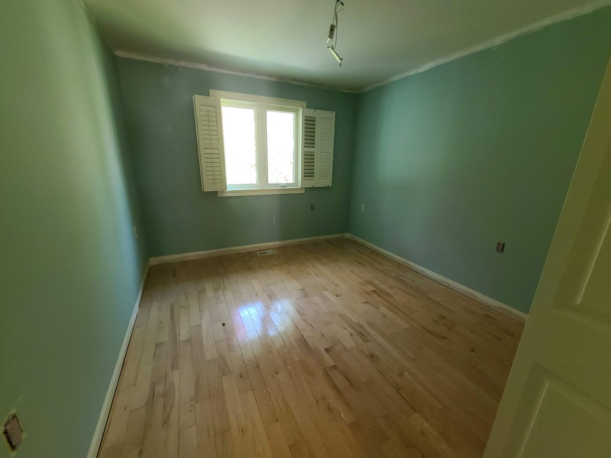 MalamarConstru1's tweet image. Malamar Construction is currently undertaking a renovation project to repaint the entire walls. 

Do you want to repaint your walls? Contact Malamar Construction #undertaking #renovation #project #paint #walls #contact #malamarconstruction #guelph #cambridge #kitchener #waterloo