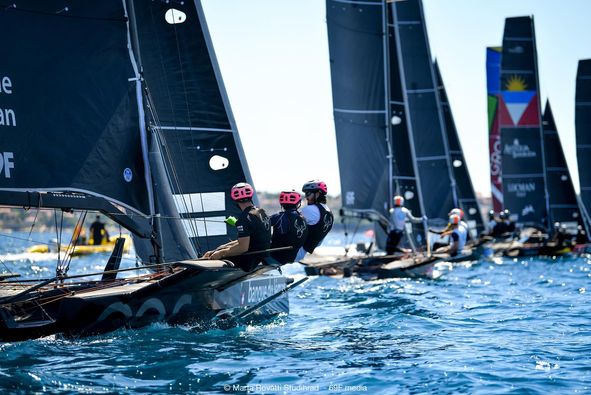 Antiguanice's tweet photo. The Rum Runners 🇦🇬  take silver in Slovenia! 🇸🇮
🥈Read more: https://t.co/WkQ8d4SRuK
#reppingantiguaoverseas #69fsailing #69FCup #AntiguaNice https://t.co/xDIJAqB8Fb