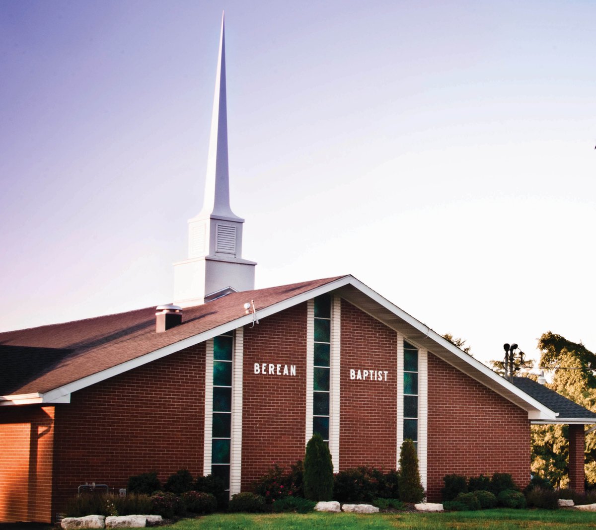 bereansgf's tweet photo. Join us for Sunday services today!! Sunday School begins at 10am followed by Morning Worship at 11am! https://t.co/BNeZdzz1zj