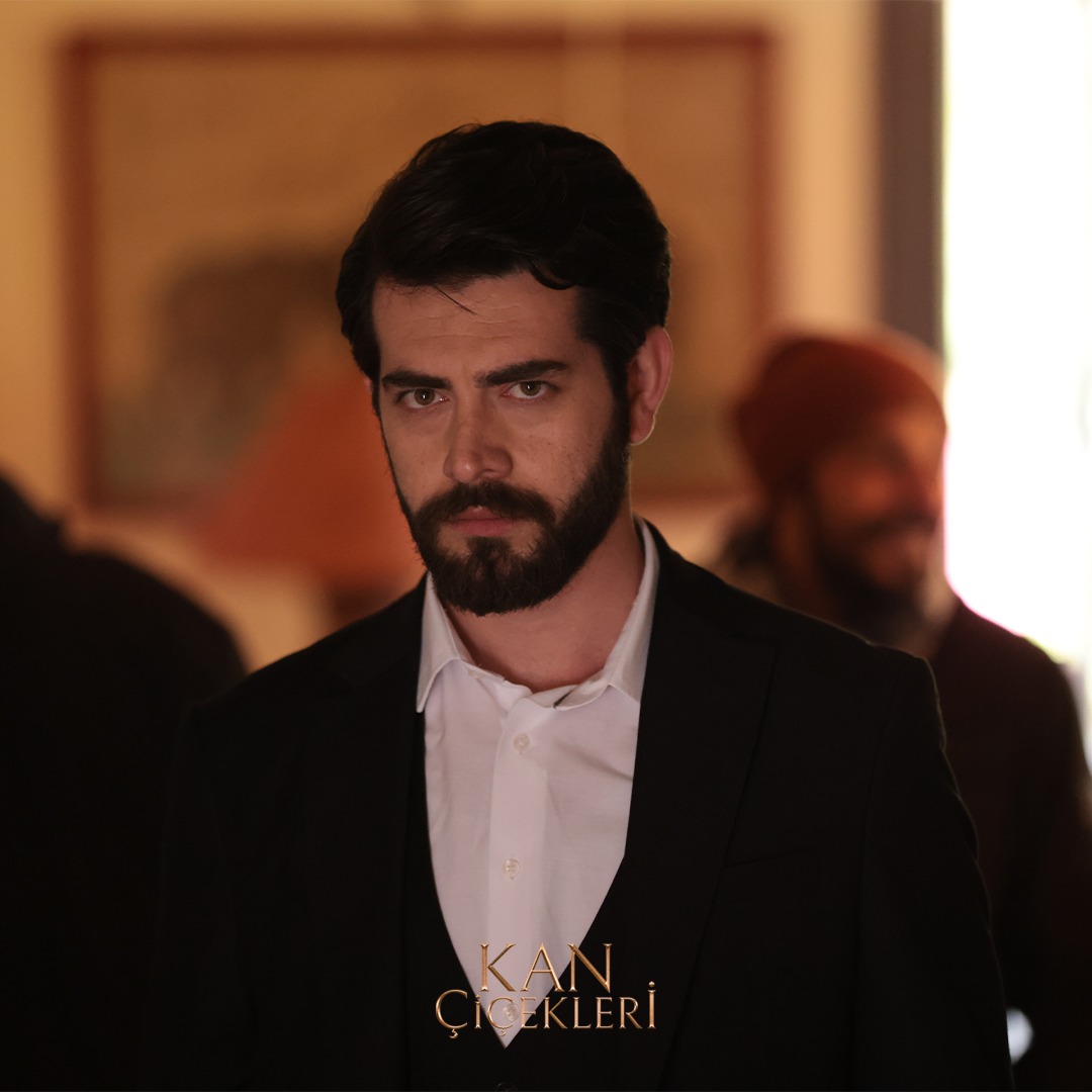 kanciceklerdizi's tweet photo. Yeni sezona hazır mısınız?
#KanÇiçekleri @kanal7 @globalagency @barisbaktas https://t.co/Mwwkia6GLv
