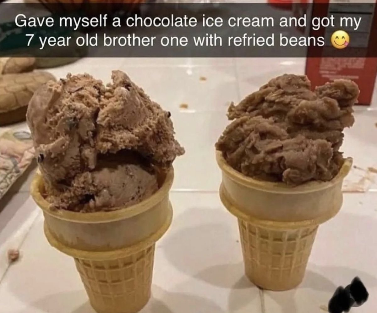 MensHumor's tweet photo. It's giving sibling energy https://t.co/1v32VA0ZnD