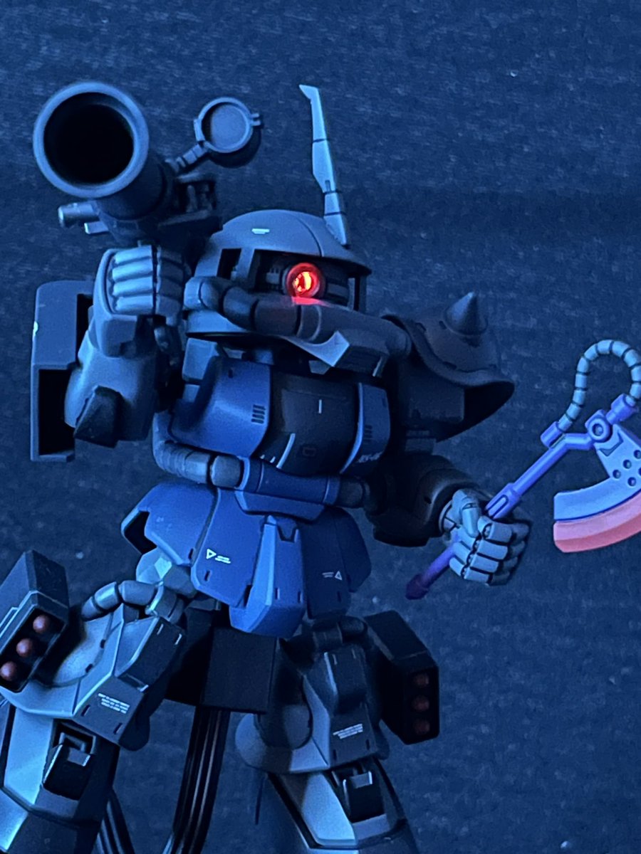 vlwn_n's tweet photo. #SDザク 
 #ガンプラ
モノアイ光らせてみました https://t.co/d86BBeedan