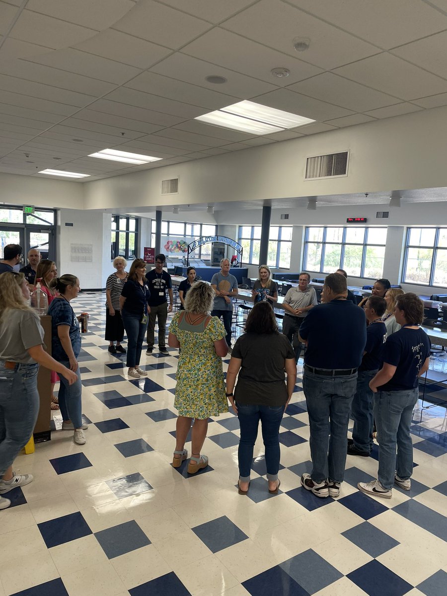 Cactus Shadows tweet media