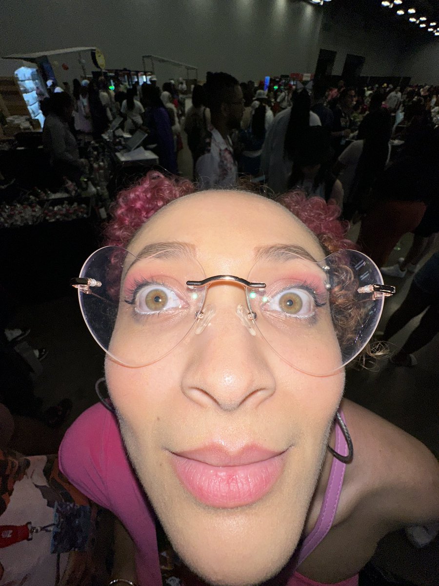 Santa__Claude's tweet photo. Dreamcon was too fun https://t.co/wRU4kKco2y