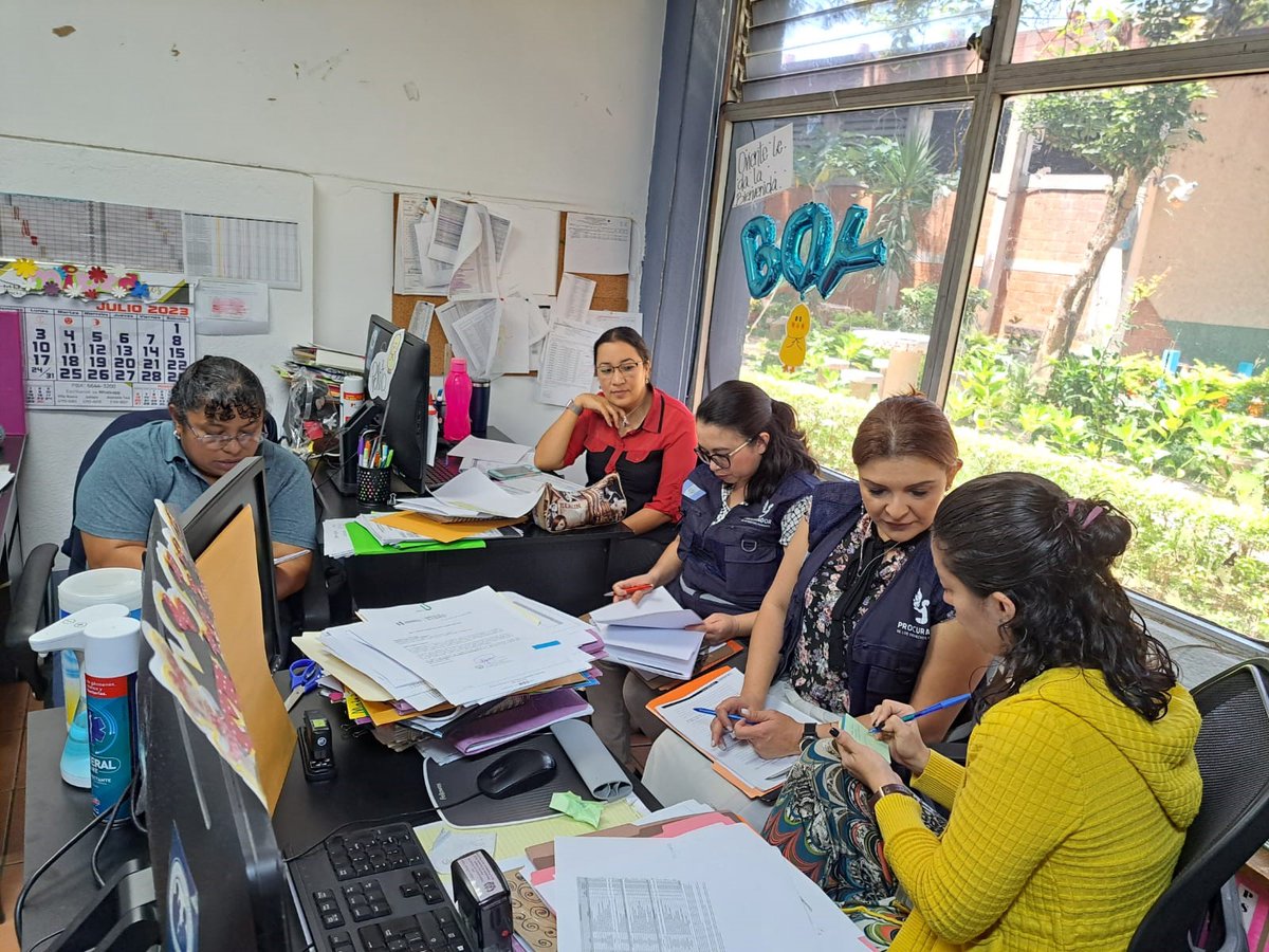 PDHgt's tweet photo. Defensoría de Seguridad Alimentaria Nutricional dio seguimiento a ejecución de actividades presupuestarias vinculadas con el #POASAN de la @somossbs, por lo cual se conversó con la Jefa del Departamento de Centros de Atención Integral.
Más información 👇
https://t.co/KK1OadTuNR https://t.co/2SSMhw9Wng
