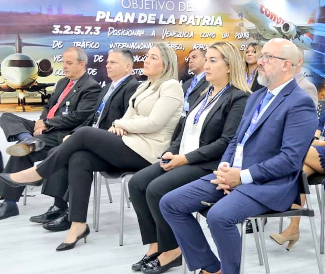 inac_ve's tweet photo. El objetivo de esta visita de asistencia técnica es revisar las novedades a las que haya lugar en áreas neurálgicas de seguridad operacional, para así impulsar los niveles de eficiencia y cumplimiento tanto en Venezuela, como en la región suramericana.

#MaduroTieneUnBeta
@icao https://t.co/9SBwQpBN9Y