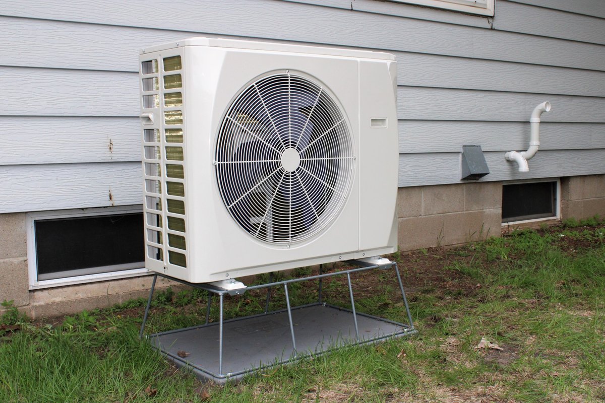 bstrub's tweet photo. 1of: Hiring now #EnergyJobs at MN Commerce Dept’s Energy Division. Emerging fuels specialist, in particular green hydrogen and ammonia (66816), Weatherization technical field trainer (66681). Search open positions by ID, job name at https://t.co/StixR98Ima #EnergyCareersMN #NASEO https://t.co/isLciLo9Rg