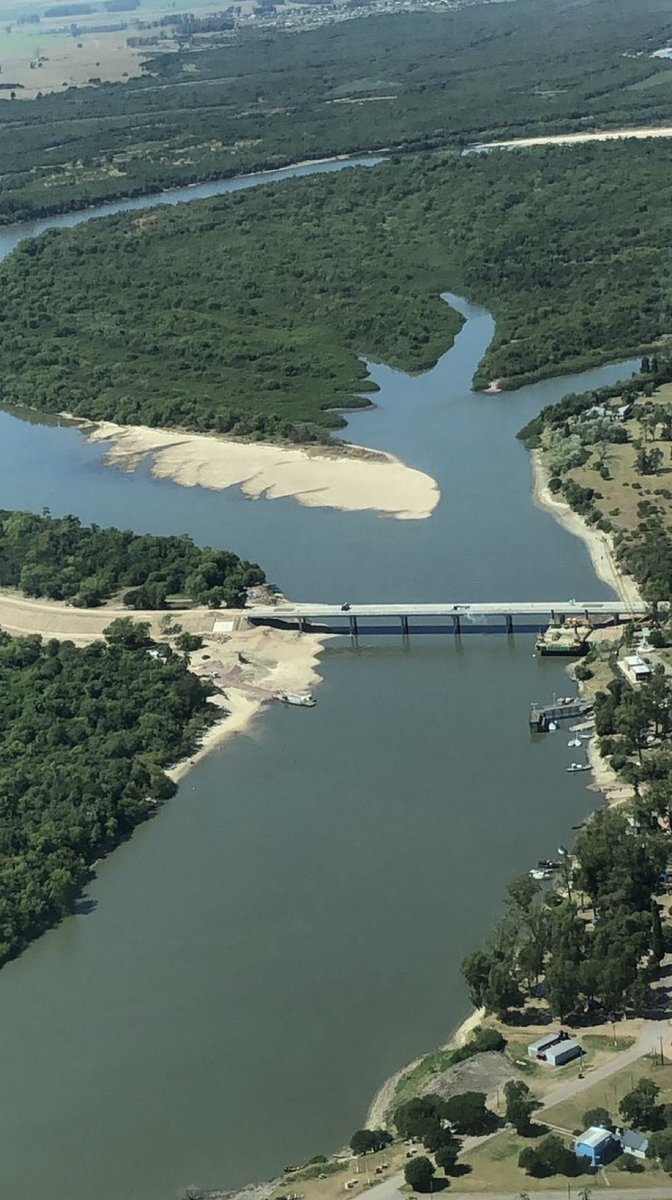 JoannaFort's tweet photo. Hoy no es una día mas!!
Hoy se inaugura el Puente que une Charqueada con  Cebollati!
Gracias @LuisLacallePou por cumplir la promesa electoral!!!  @8PabloDaSilva https://t.co/MdftbB6x5S