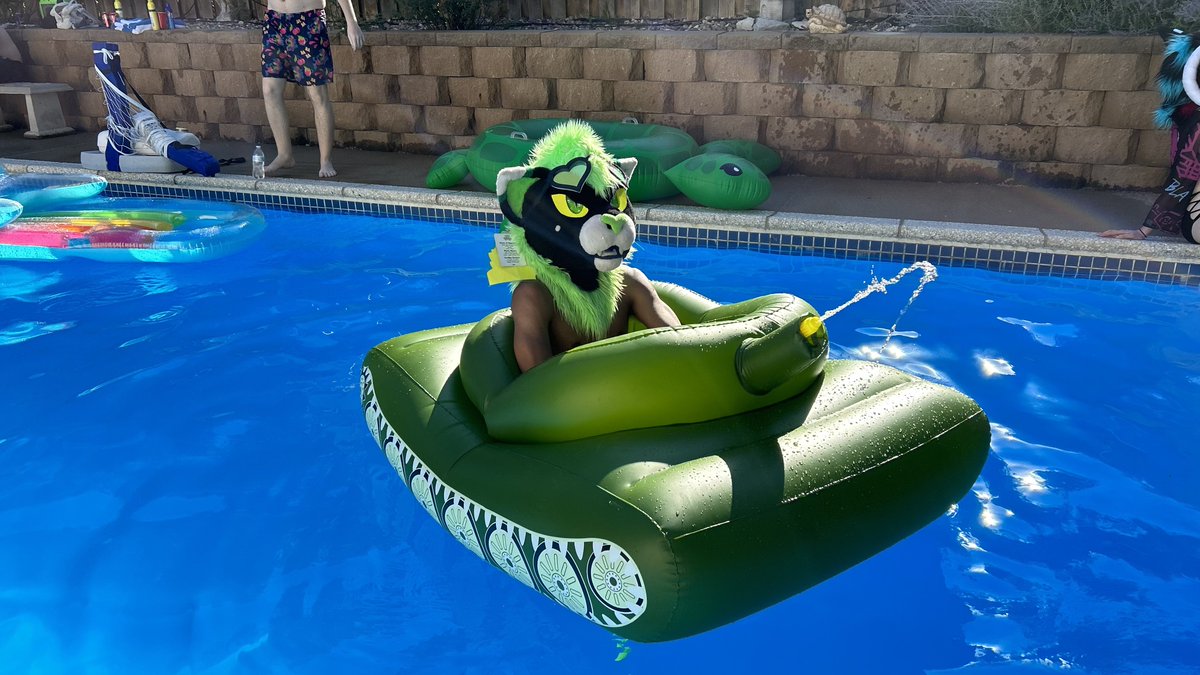 furbraska's tweet photo. Furbraska Pool Party 2023! https://t.co/kIymVnKLkk
