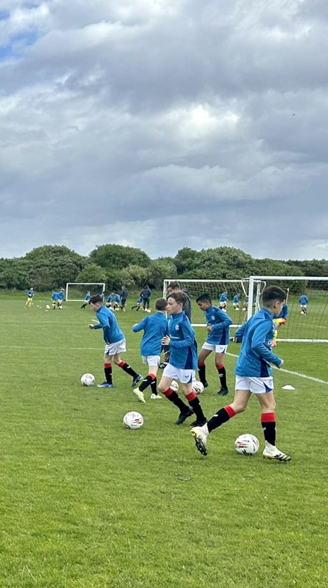 aitchy168's tweet photo. Just started back at training and already on the road again. Sunderland yesterday for games and two good wins 👏🏻👏🏻  Boys looking sharp!! 👌🏻 https://t.co/Wp1eevOM8g