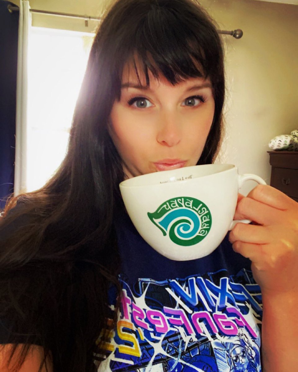 Luna M 💜 | LevelUpLuna VO 🎙️ tweet media