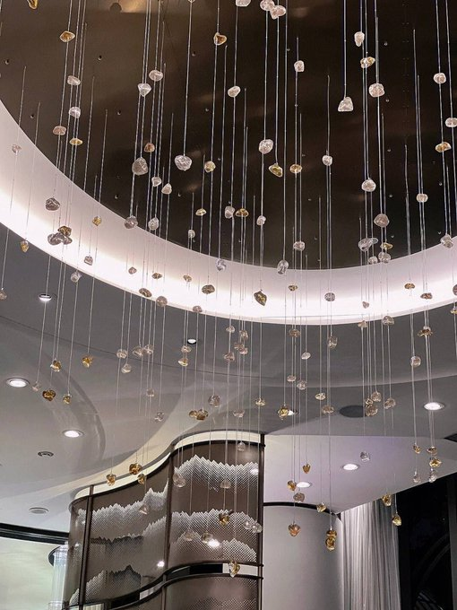 Record the beauty of life at your fingertips.