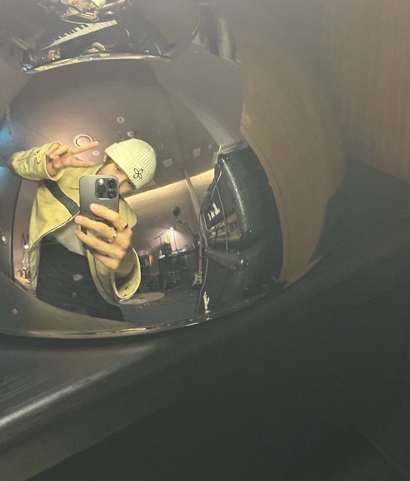 feedshotaro's tweet photo. shotaro is the coolest https://t.co/tfecEfEEfl