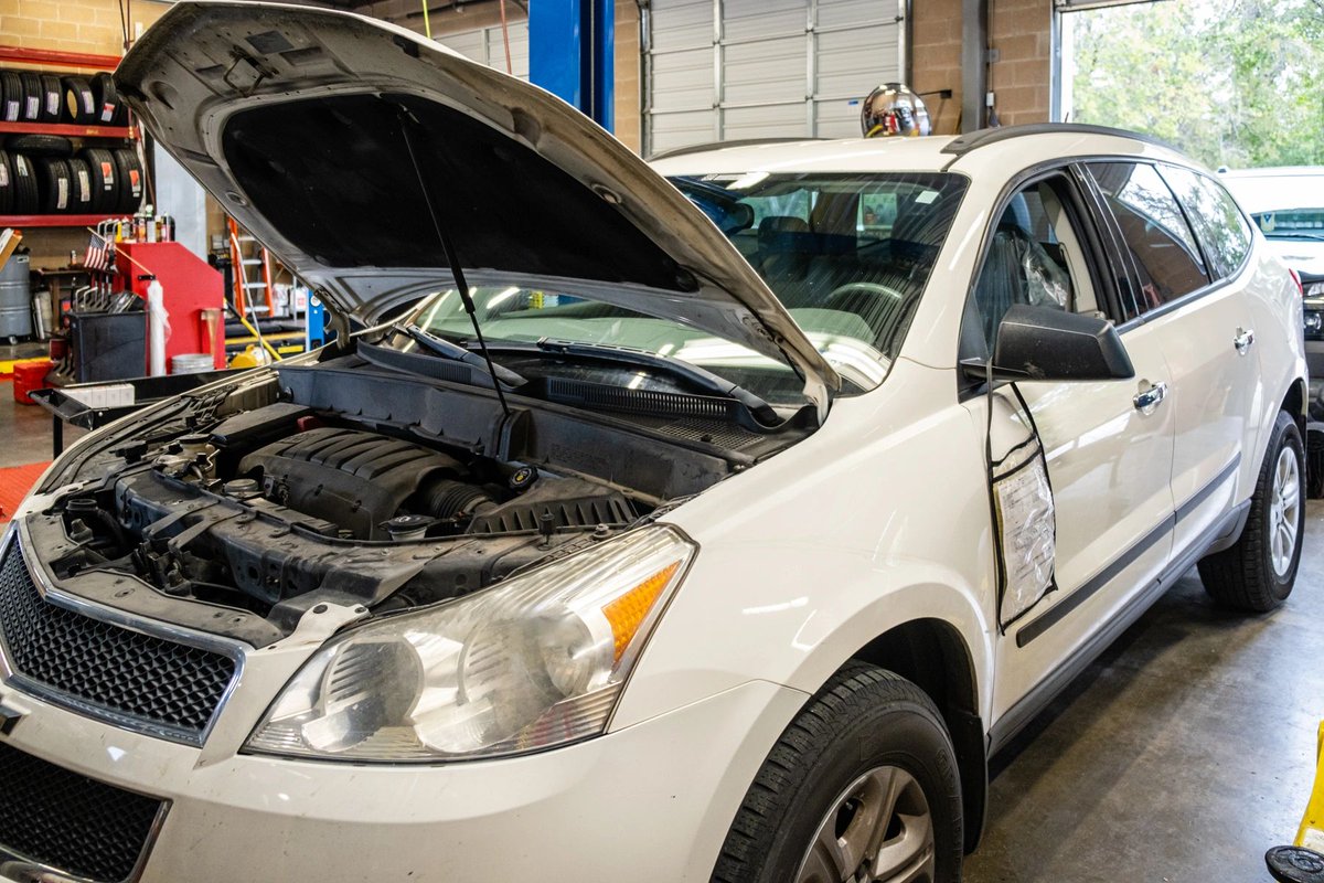 FastLaneAutoCC's tweet image. We&apos;re always here to help make sure you spend less time waiting in the shop and more time on the road in a vehicle you can rely on!