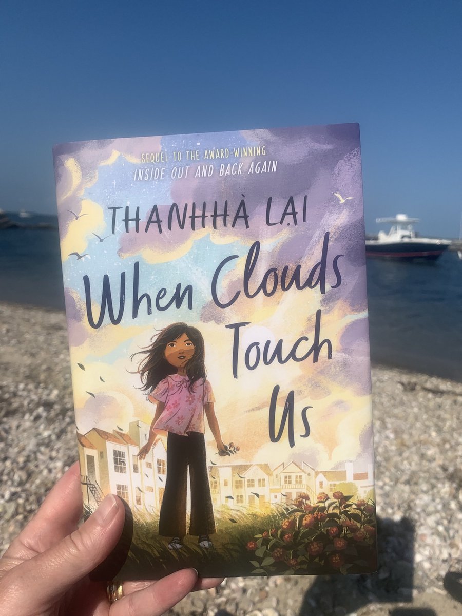 So busy reading that I missed posting! So… #Bookaday streak Day 6 Inside Out and Back Again is one of my all time favorite middle grade NIV. @ThanhhaLai did not disappoint with When Clouds Touch Us. A must read! #poetry #middlegrade #novelinverse cc