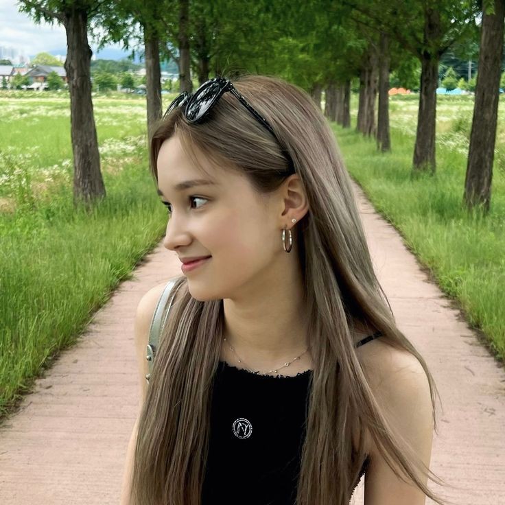 Happy girlfriend's day lovey ko ❤️