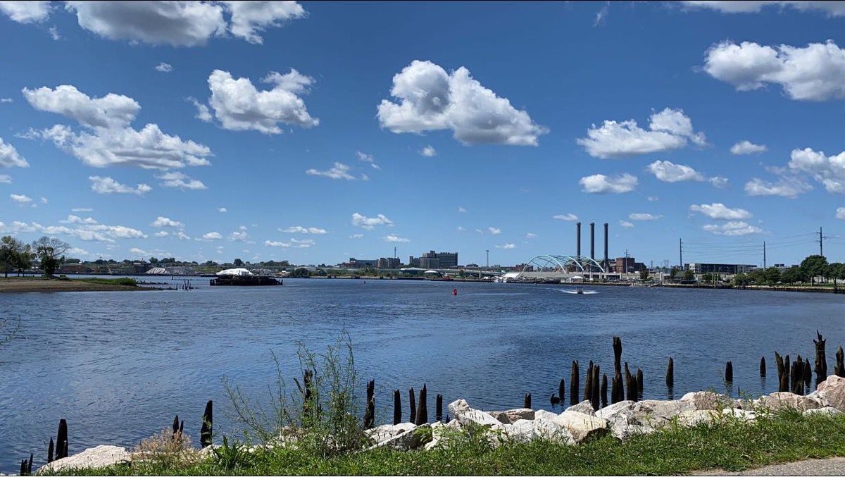 Perfect spot to read a book…it’s almost August…see you in a few weeks. ❤️🖤 Email me if you have questions.