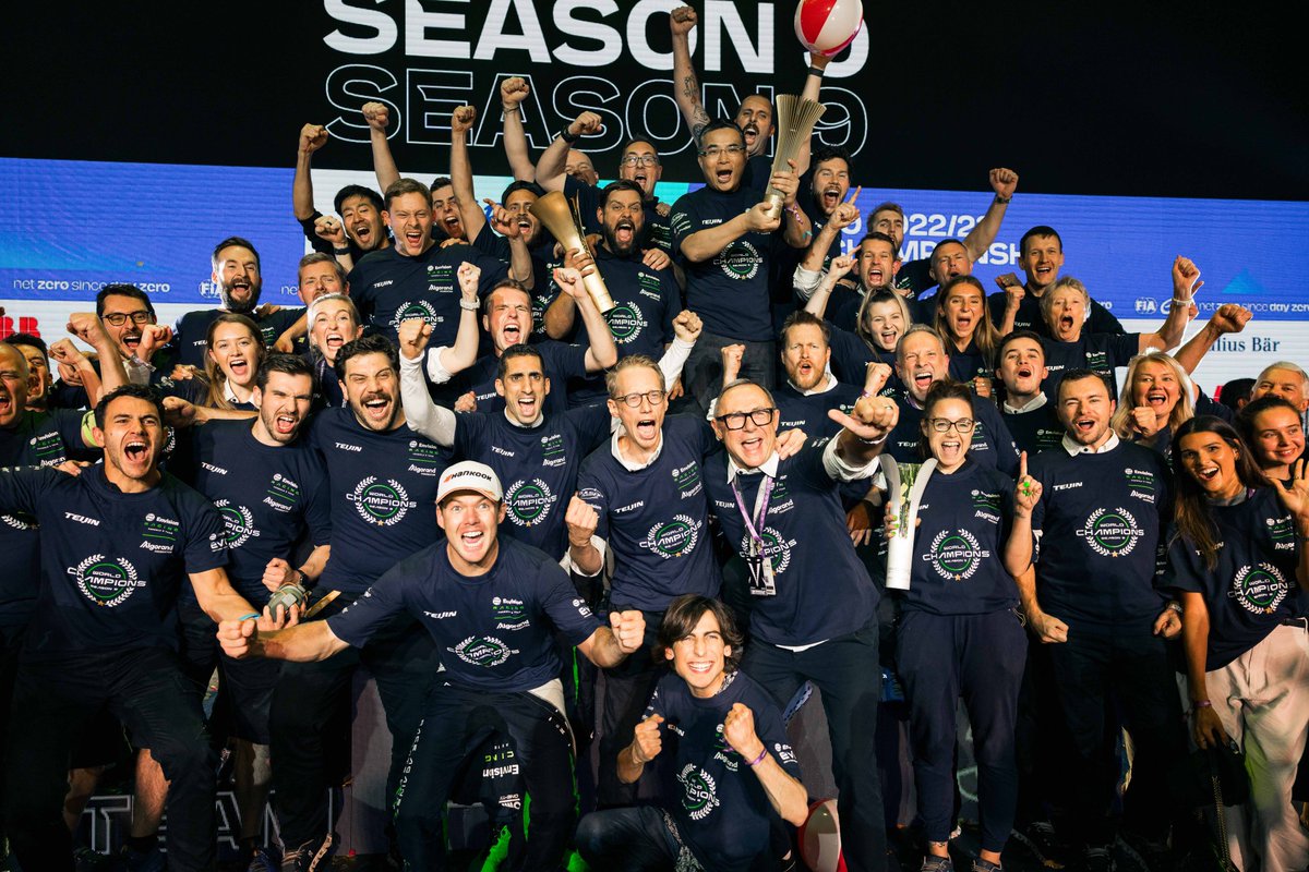 sylvainfilippi's tweet photo. WE ARE @FIAFormulaE WORLD CHAMPIONS! What a team, I am so proud of each and every one of you. This is a day we will never forget. Thank you @NickCassidy_ and @Sebastien_buemi for an incredible season 💚🏆 https://t.co/nnuUH06HYp